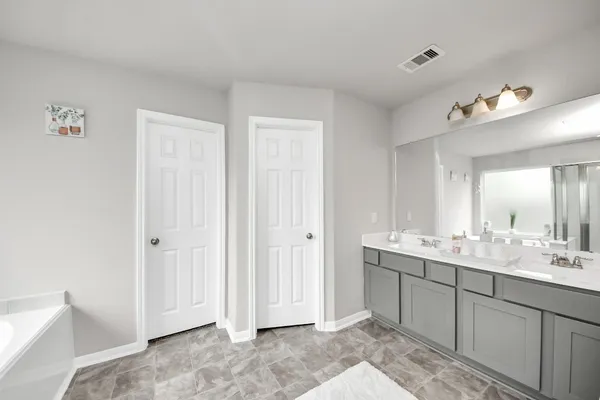 $3,100 | 2918 Silverhorn Lane, Rosenberg, TX 77471