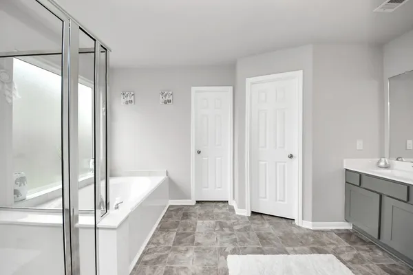 $3,100 | 2918 Silverhorn Lane, Rosenberg, TX 77471