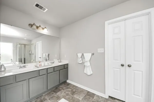 $3,100 | 2918 Silverhorn Lane, Rosenberg, TX 77471