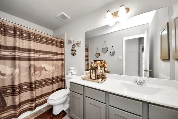 $3,100 | 2918 Silverhorn Lane, Rosenberg, TX 77471