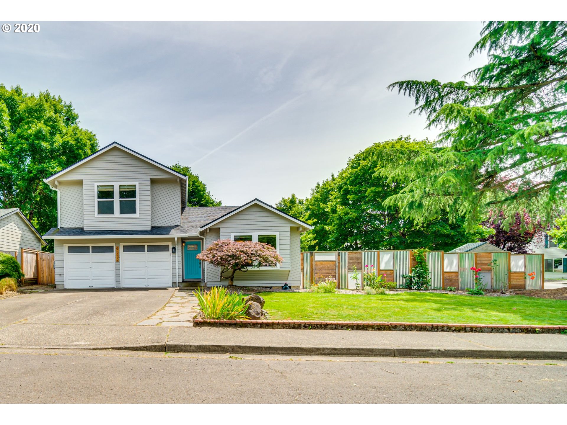 6532 Southwest Locust Street Portland, OR 97223 - Photo 2 of 32 Gallery Image 2
