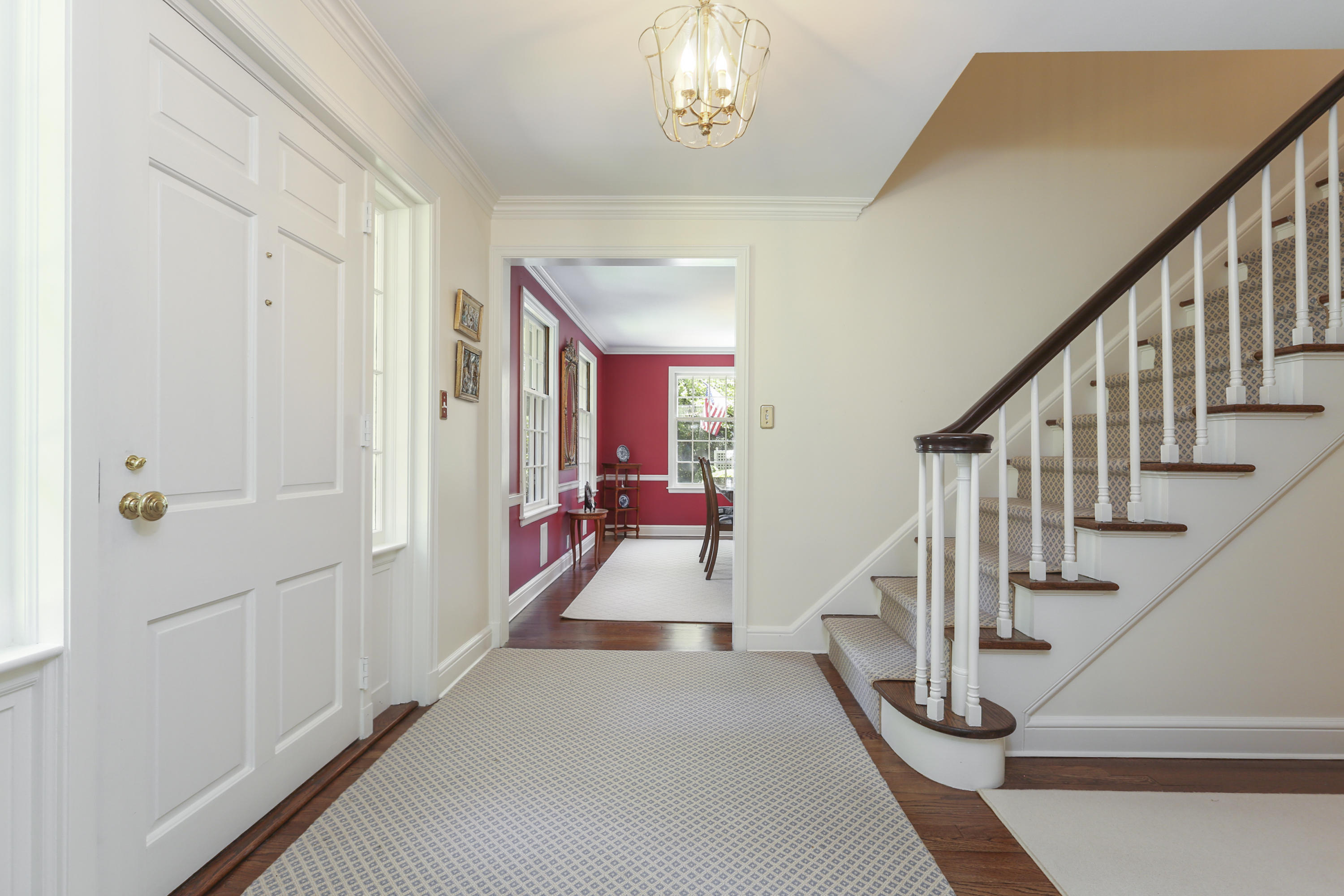 10 Deepwood Road Darien, CT 06820 - Photo 4 of 38 a view of a hallway with staircase