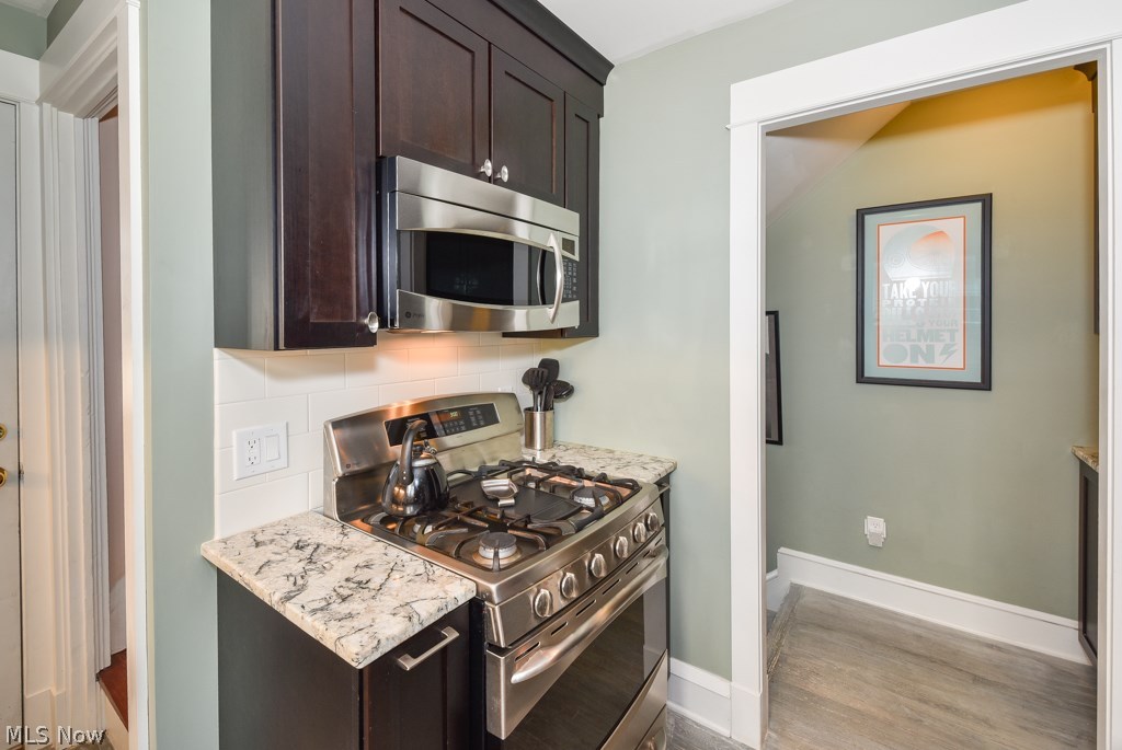 2653 Exeter Road Cleveland, OH 44118 - Photo 10 of 34 Gallery Image 10