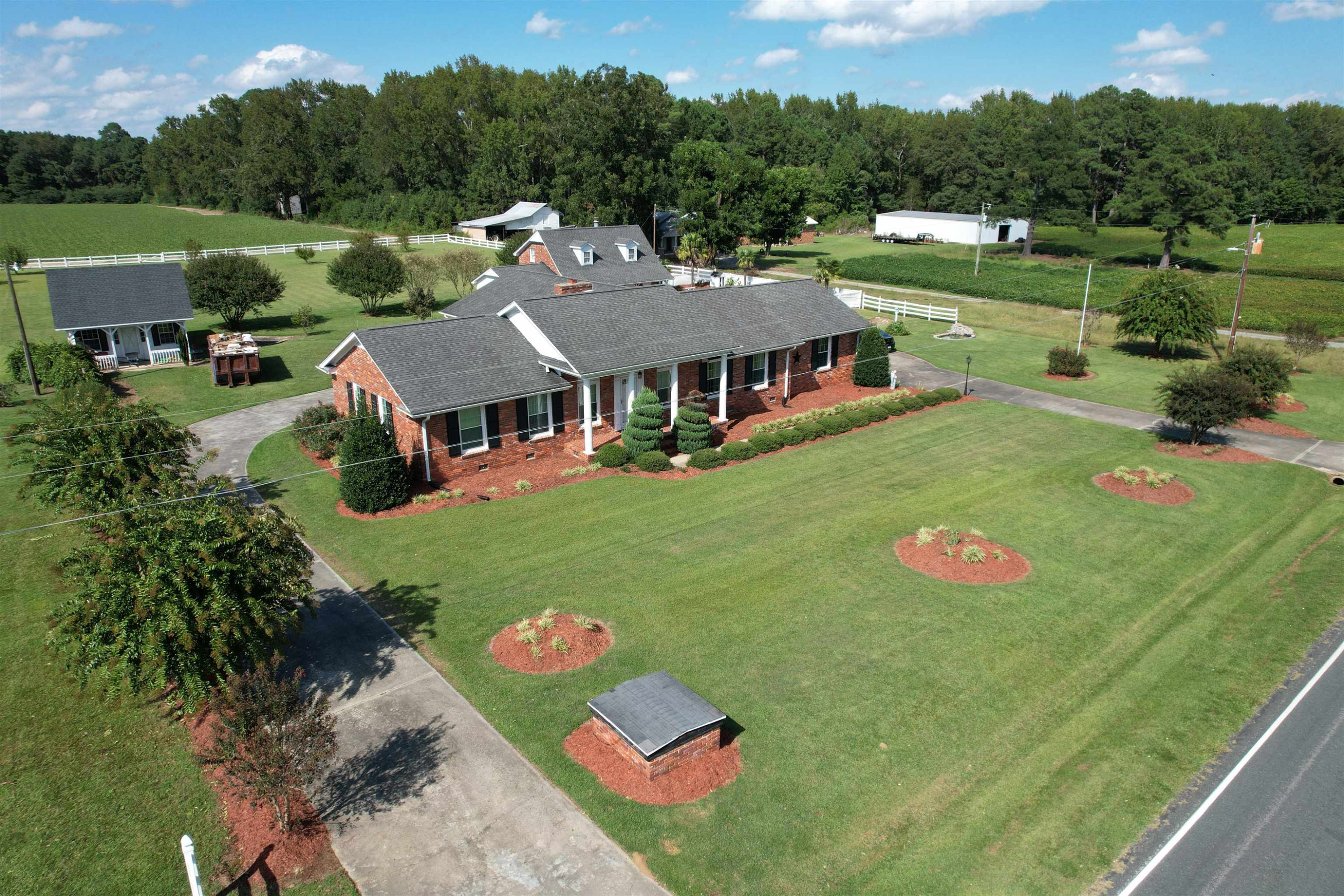 715 Stewart Road Dunn, NC 28334 - Photo 4 of 100 Photo 4