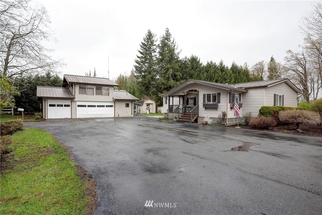 32905 Berry Lane Sedro-Woolley, WA 98284 - Photo 1 of 22 Gallery Image 1