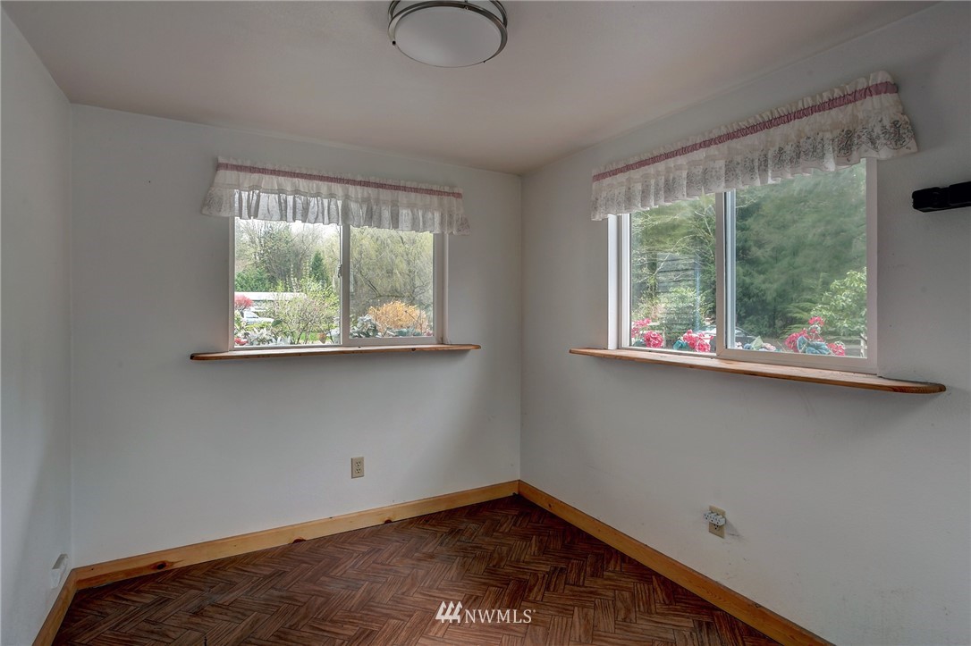 32905 Berry Lane Sedro-Woolley, WA 98284 - Photo 4 of 22 Gallery Image 4