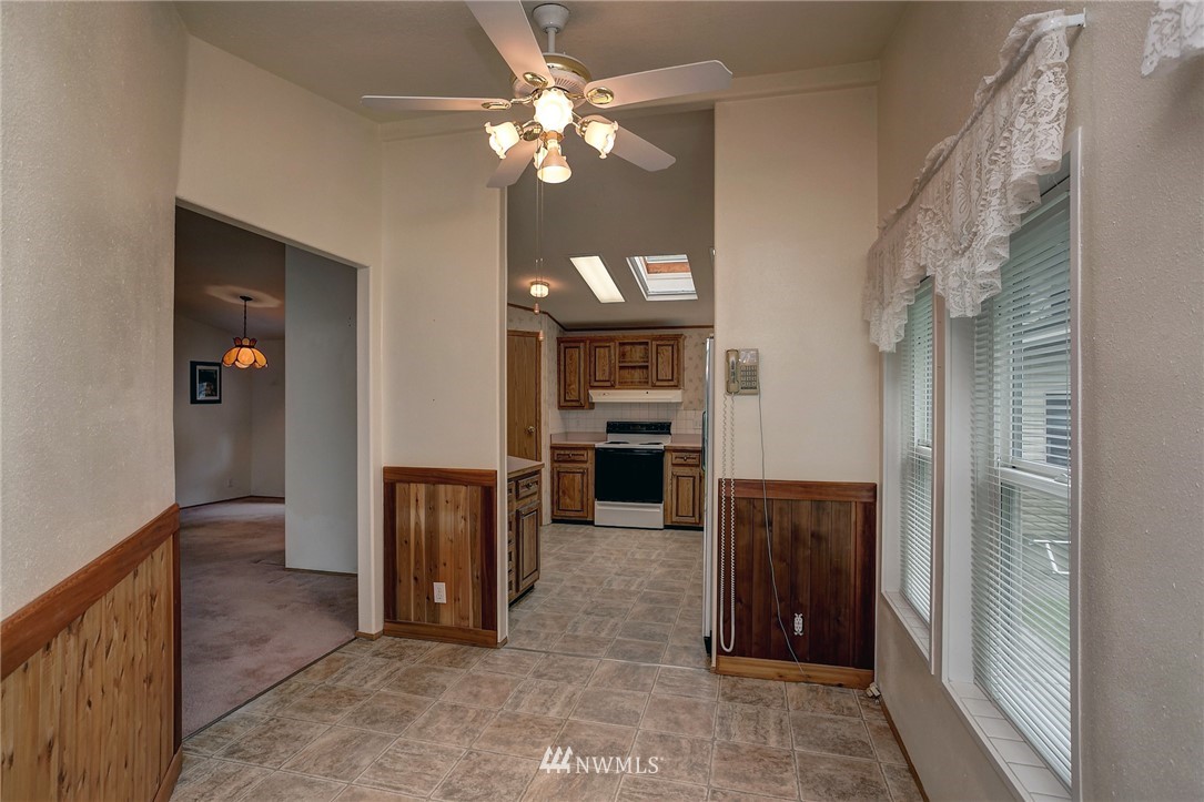 32905 Berry Lane Sedro-Woolley, WA 98284 - Photo 10 of 22 Gallery Image 10