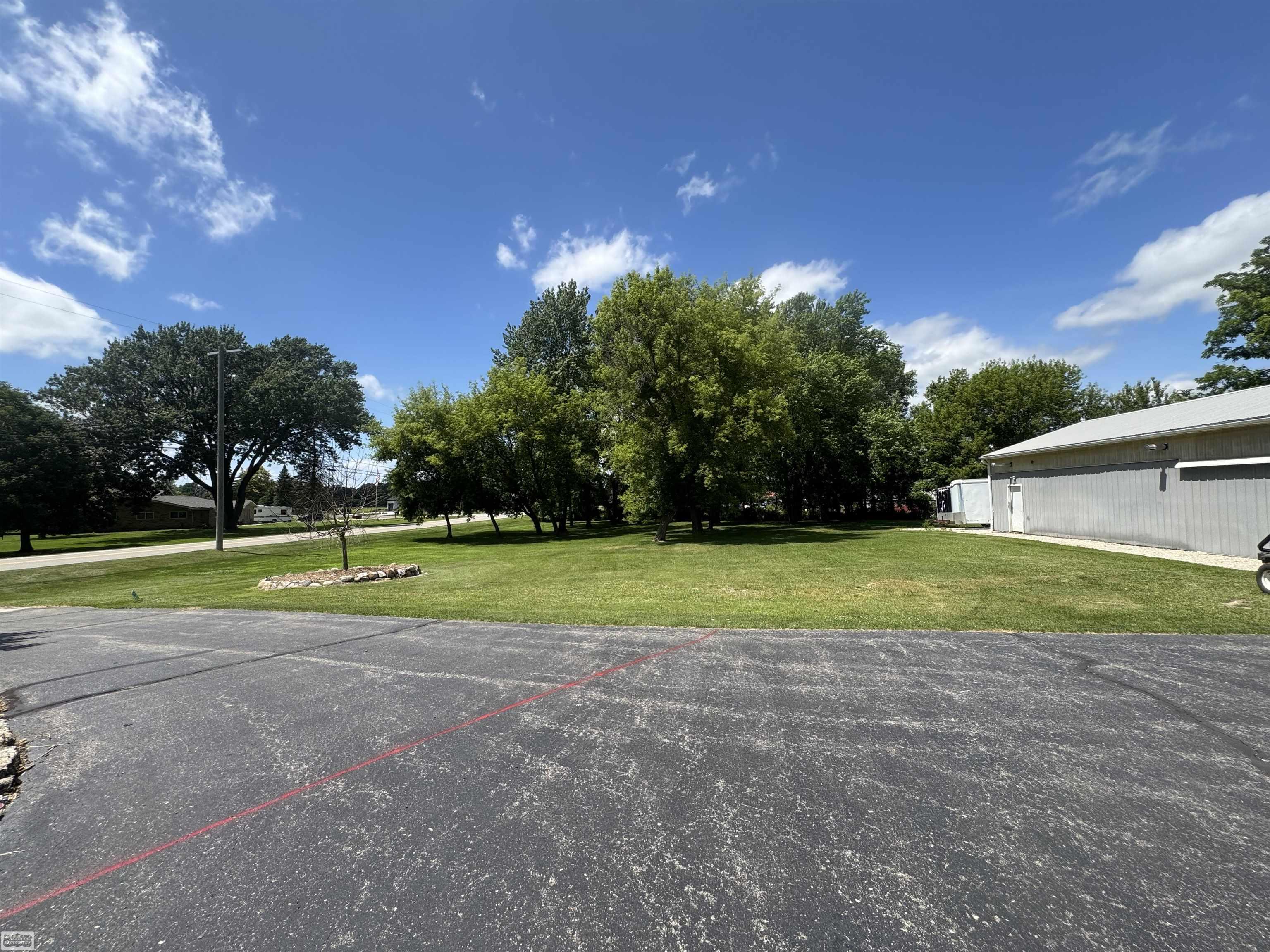53870 Fairchild Road Macomb, MI 48042 - Photo 38 of 58 50180364-f9f5e519-d1e3-4749-8214-a04dee54cba5.JPG