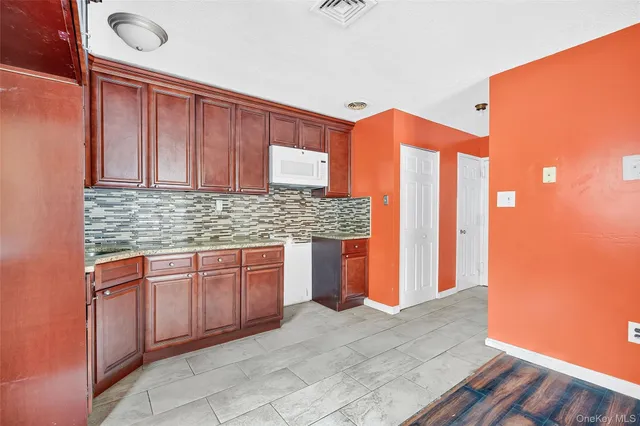 $385,000 | 898 Union Avenue, Unit C | Morrisania