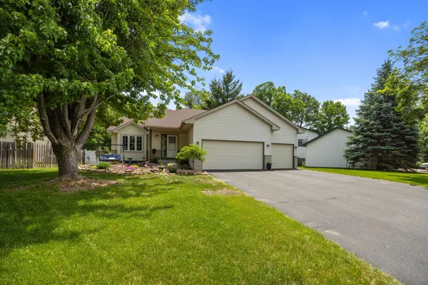 $375,000 | 23617 Eidelweiss Street Northwest, St. Francis, MN 55070