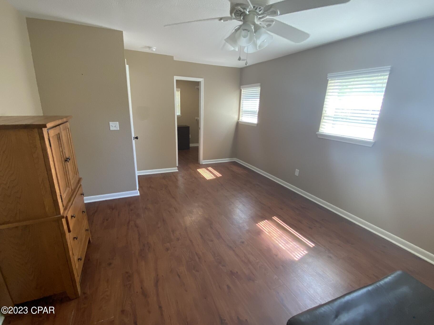 2216 Indiana Avenue Grand Ridge, FL 32442 - Photo 17 of 24 Gallery Image 17