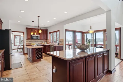 $1,349,000 | 10602 Cannonview Court, Fort Washington, MD 20744