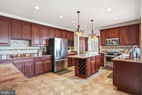 $1,349,000 | 10602 Cannonview Court, Fort Washington, MD 20744
