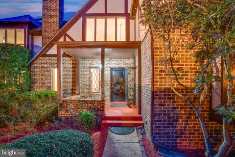 $1,349,000 | 10602 Cannonview Court, Fort Washington, MD 20744