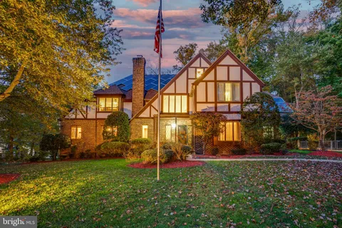 $1,349,000 | 10602 Cannonview Court, Fort Washington, MD 20744