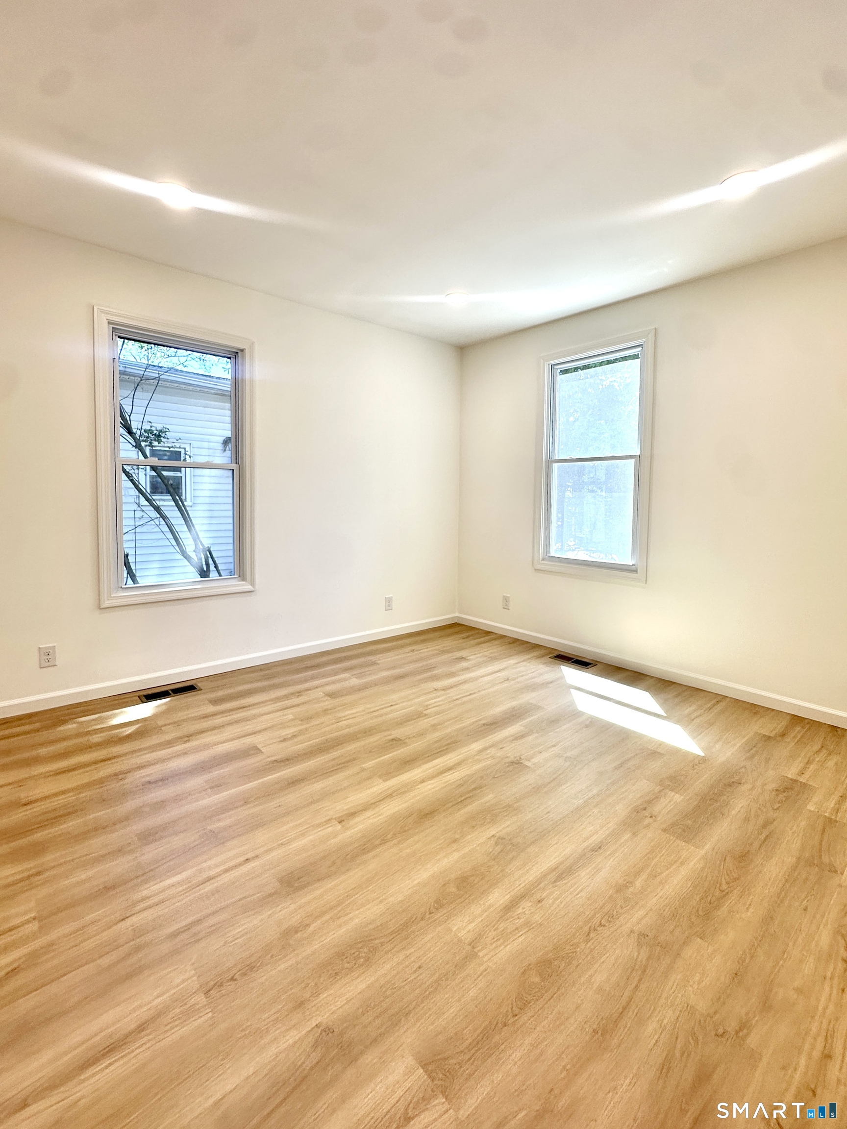 216 Minerva Street Derby, CT 06418 - Photo 7 of 10