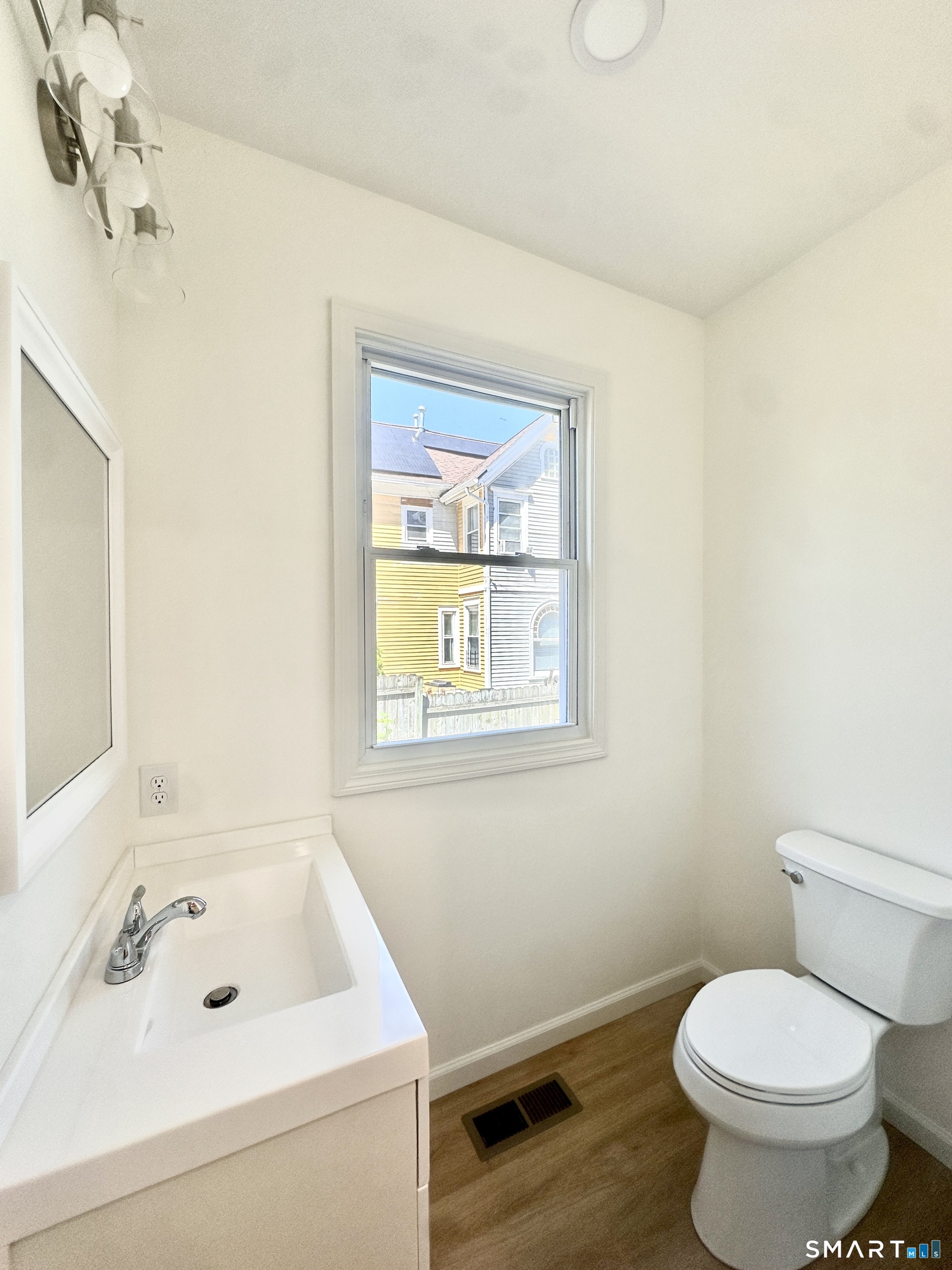 216 Minerva Street Derby, CT 06418 - Photo 9 of 10