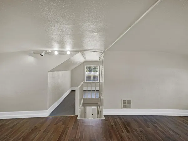$399,900 | 613 14th Street, Modesto, CA 95354