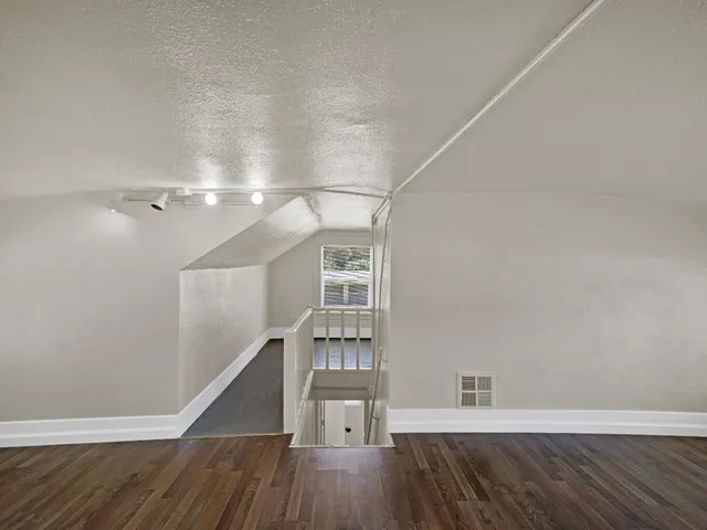 $399,900 | 613 14th Street, Modesto, CA 95354