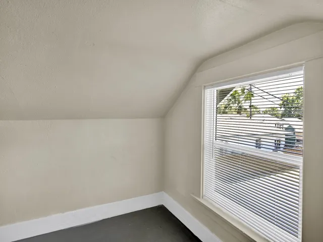 $399,900 | 613 14th Street, Modesto, CA 95354