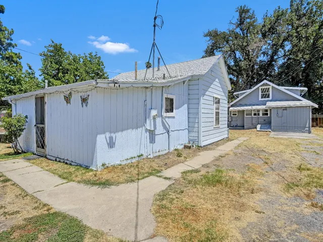 $399,900 | 613 14th Street, Modesto, CA 95354
