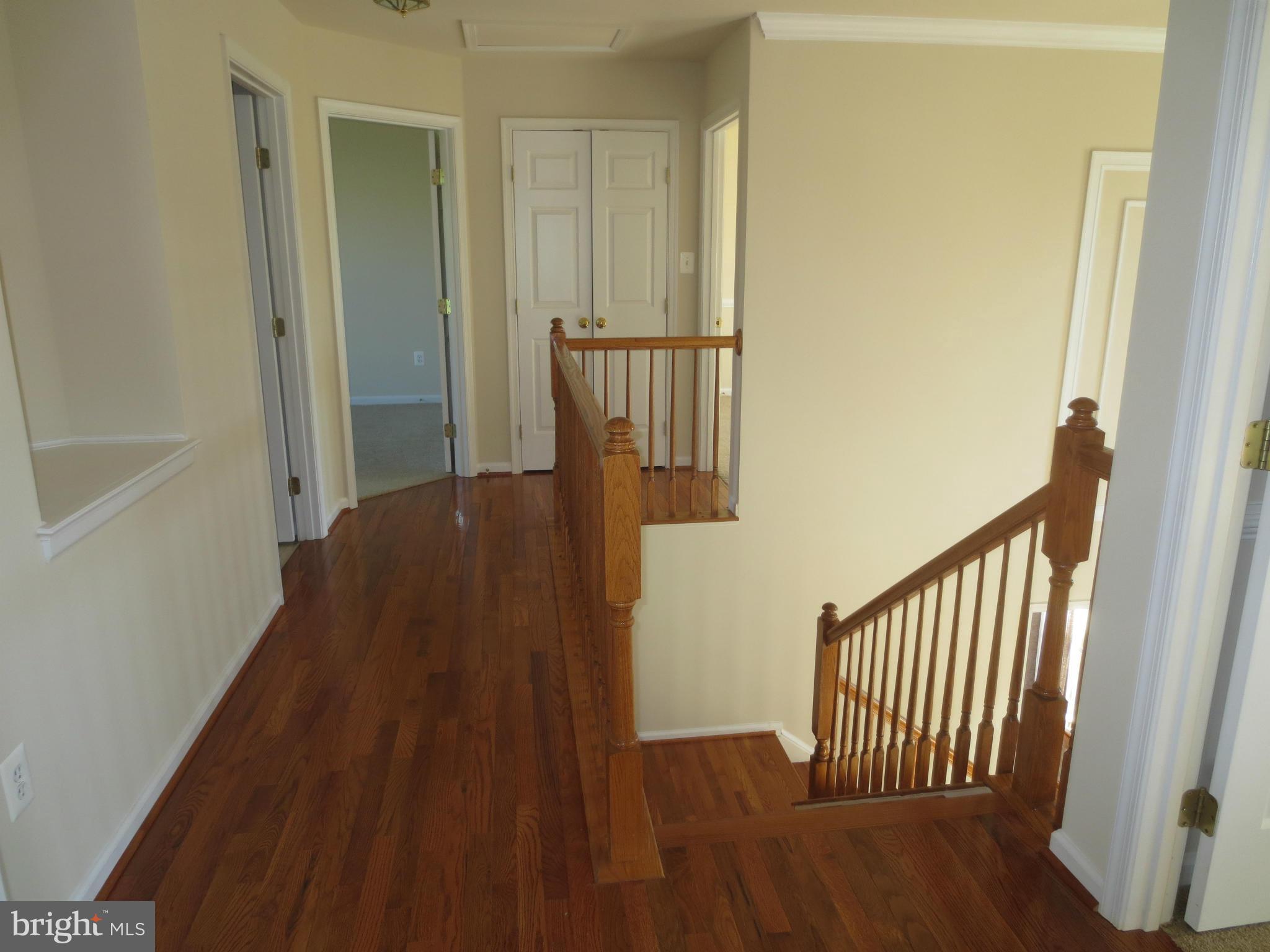 1805 Weybridge Road Frederick, MD 21702 - Photo 16 of 30 HALL WAY