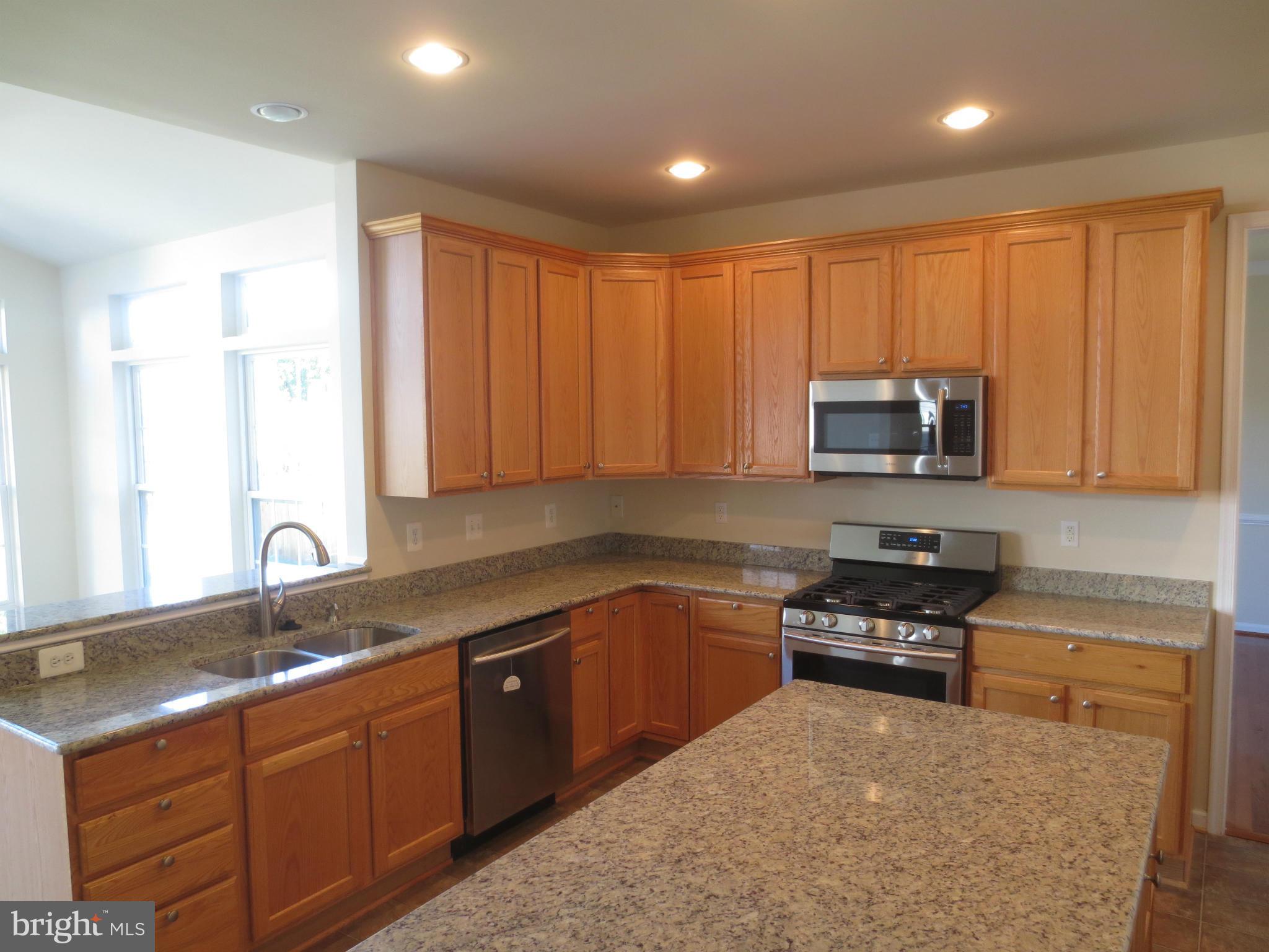 1805 Weybridge Road Frederick, MD 21702 - Photo 3 of 30 Kitchen