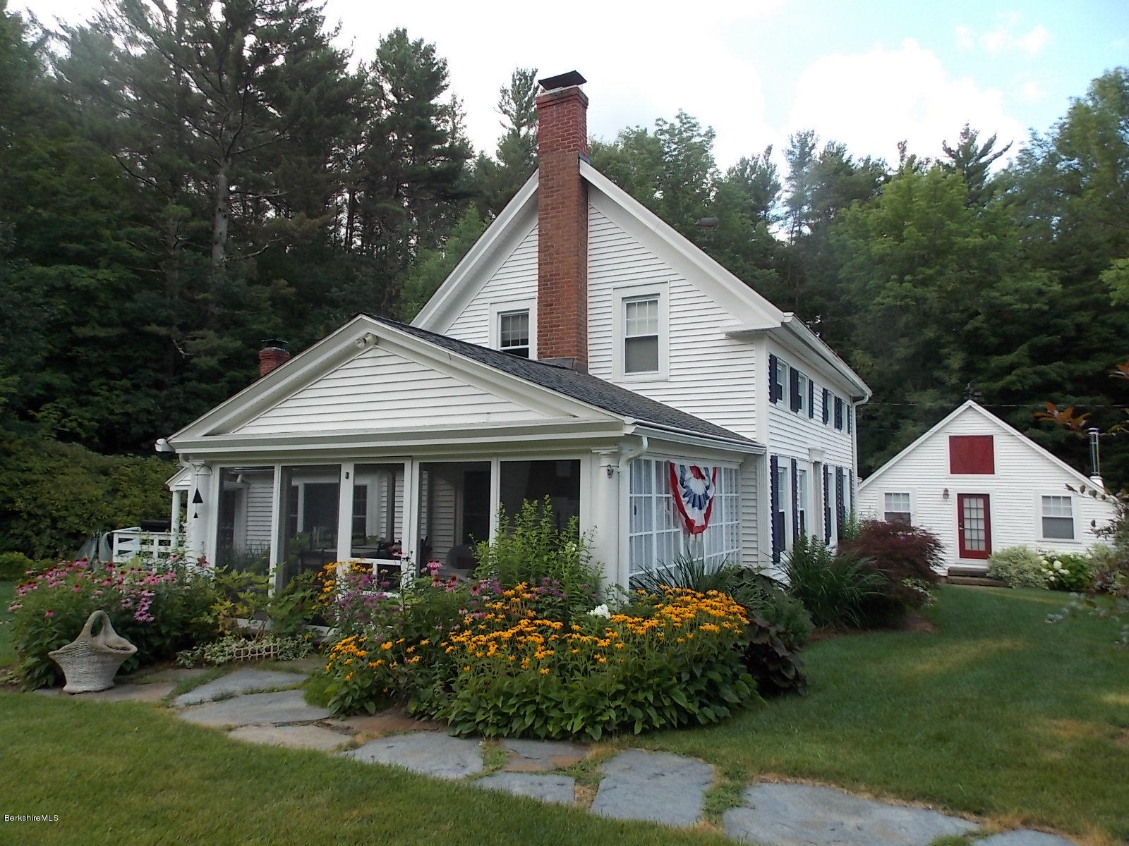 220 Henderson Road Clarksburg, MA 01247 - Photo 12 of 50 DSCN3539