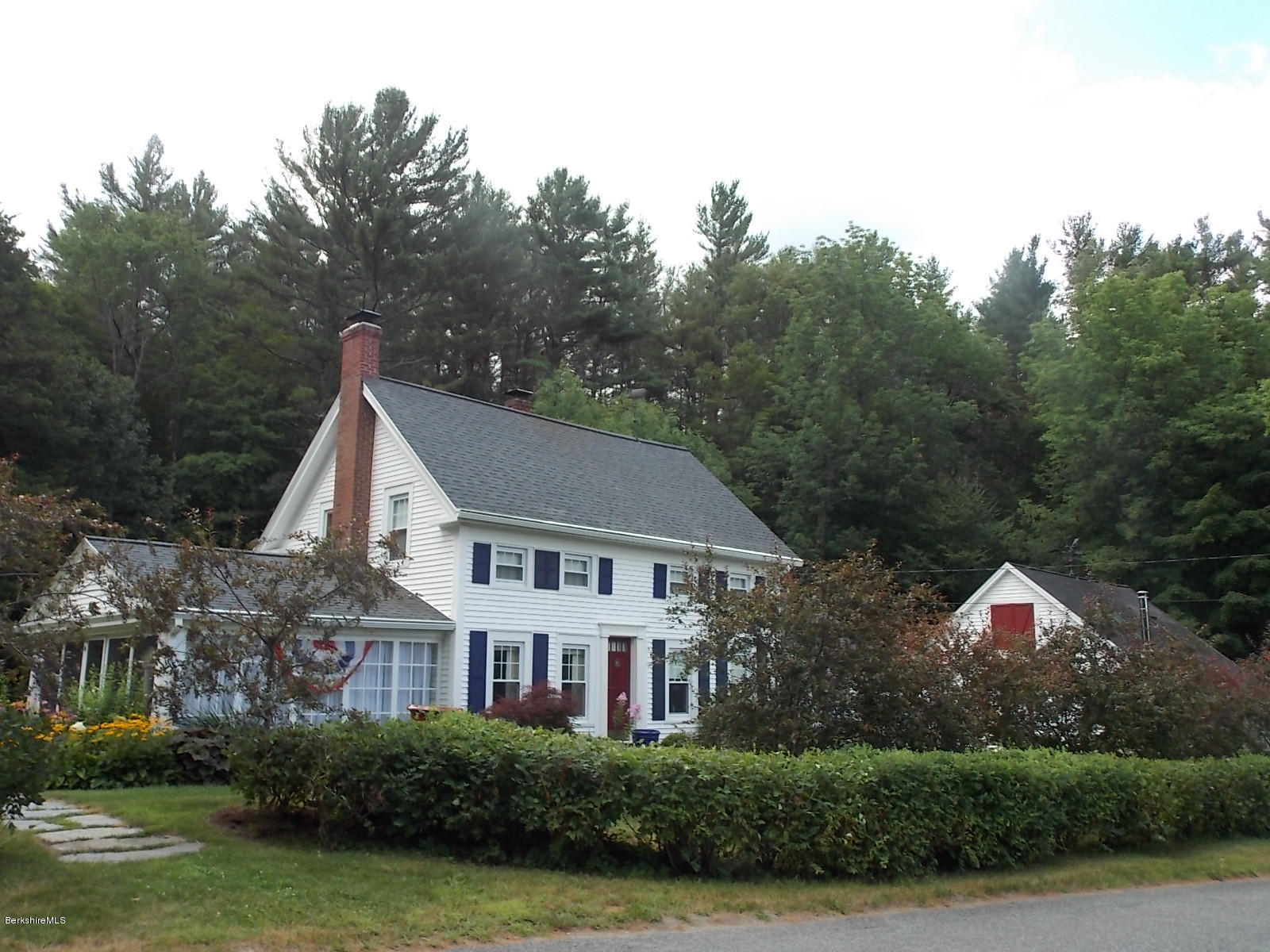 220 Henderson Road Clarksburg, MA 01247 - Photo 13 of 50 DSCN3540