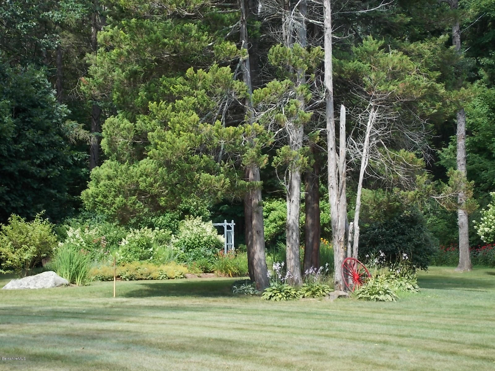220 Henderson Road Clarksburg, MA 01247 - Photo 42 of 50 DSCN3495