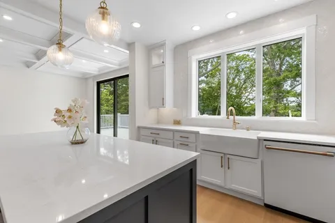$1,995,000 | 73 Lake Shore Drive, Falmouth, MA 02536