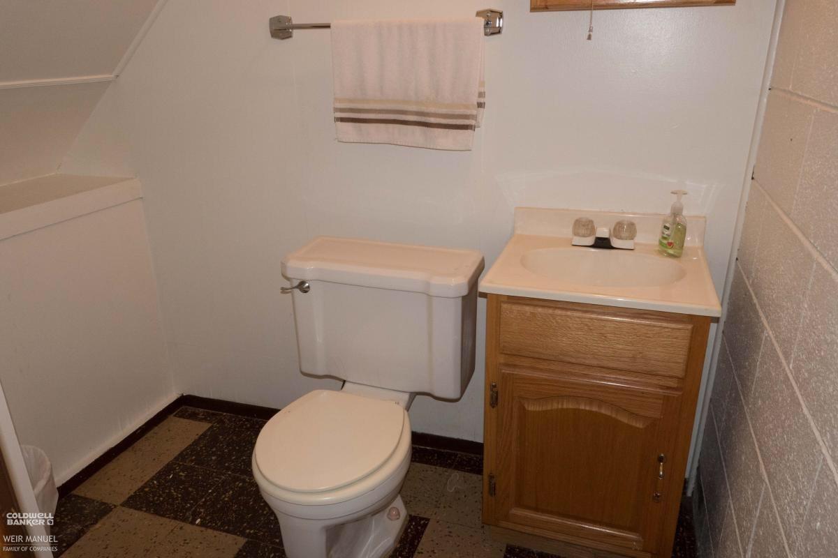 20779 North Nunneley Road Clinton Township, MI 48036 - Photo 10 of 12