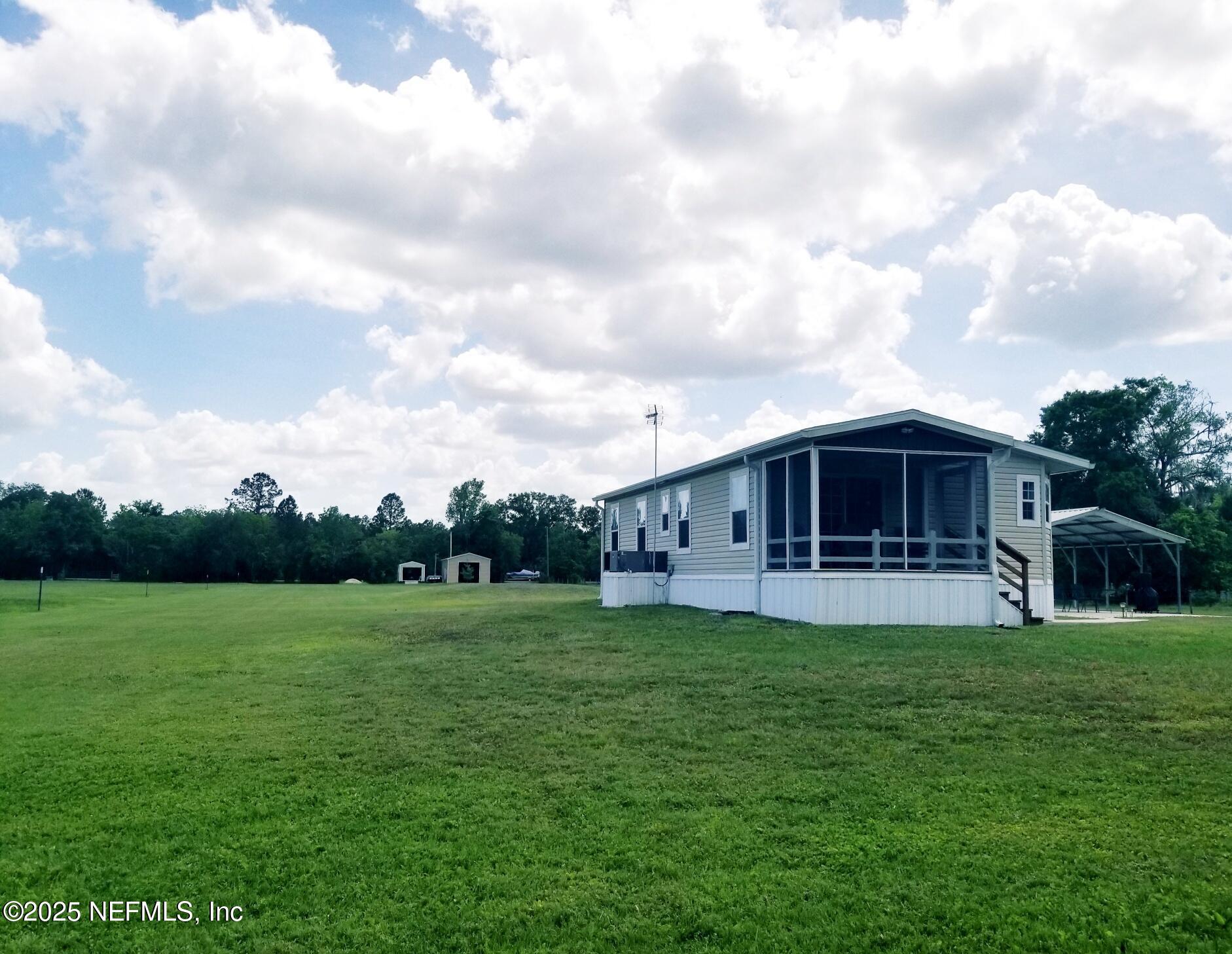546 Clifton Road Crescent City, FL 32112 - Photo 22 of 24 20250403_174029_resized_1