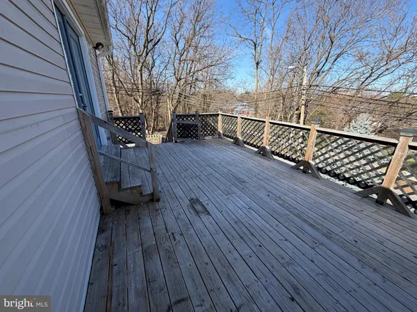 $1,600 | 18 North C And P Lane, Smithsburg, MD 21783