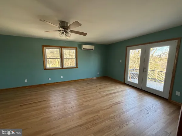 $1,600 | 18 North C And P Lane, Unit B, Smithsburg, MD 21783