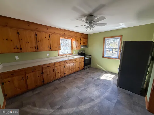 $1,600 | 18 North C And P Lane, Unit B, Smithsburg, MD 21783