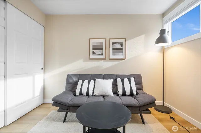 $1,785,000 | 293 146th Place Northeast, Bellevue, WA 98007