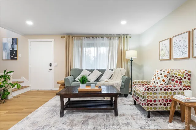 $1,785,000 | 293 146th Place Northeast, Bellevue, WA 98007