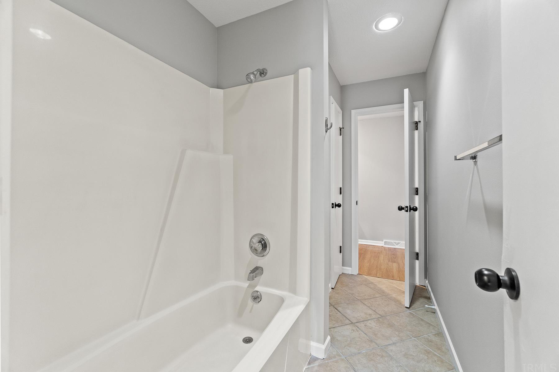 6629 Quail Ridge Lane Fort Wayne, IN 46804 - Photo 11 of 16