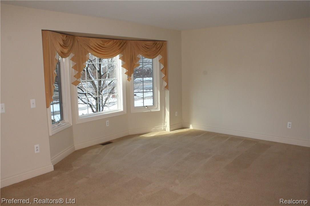 1264 North Lilley Road Canton, MI 48187 - Photo 4 of 34 IMG_4503.JPG