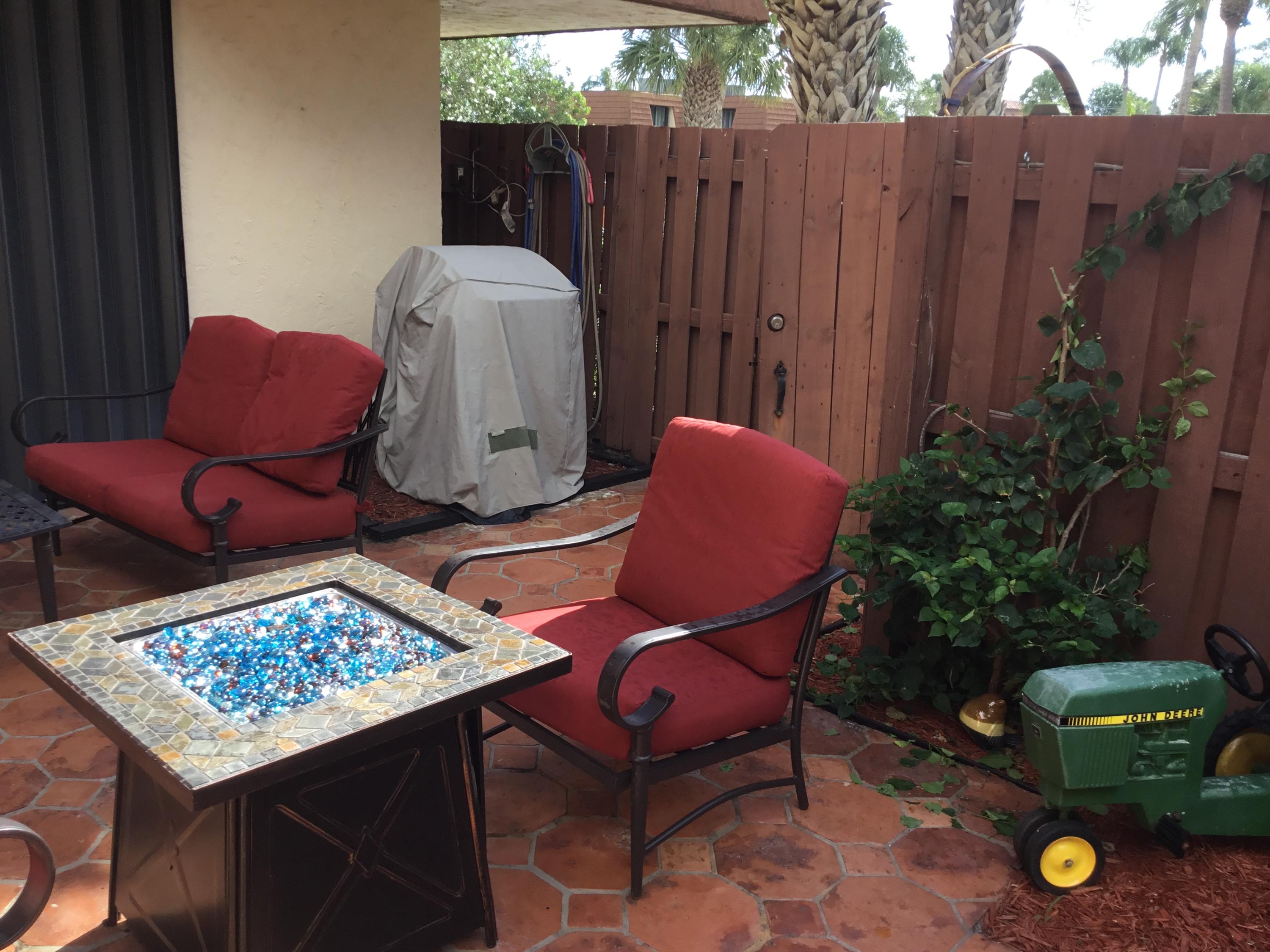 825 Center Street, Unit 17C Jupiter, FL 33458 - Photo 16 of 26 973EA569-9E85-402E-A876-9659B68D3AF5