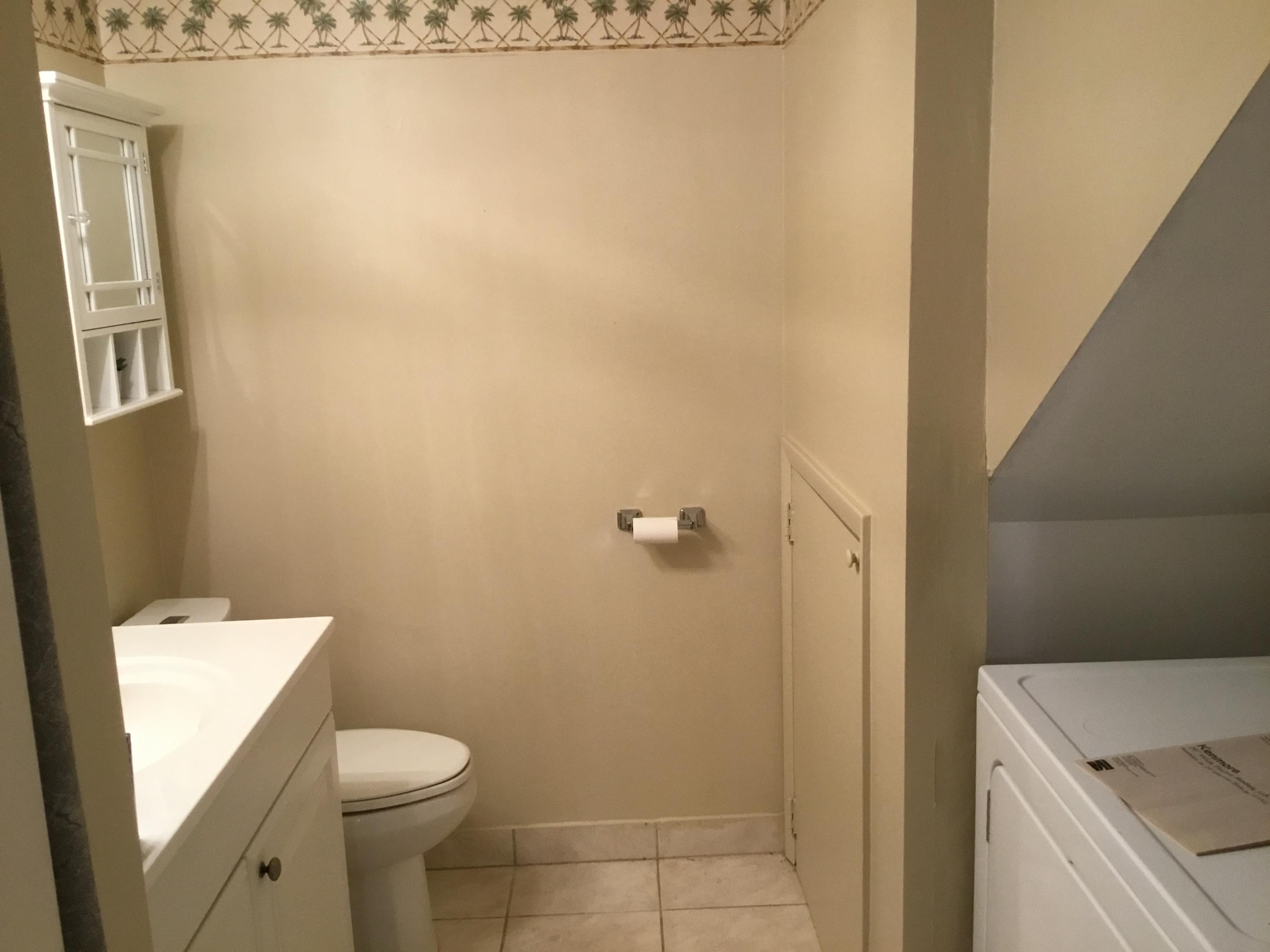 825 Center Street, Unit 17C Jupiter, FL 33458 - Photo 10 of 26 90799556-080D-4309-9889-B16A9A89C344