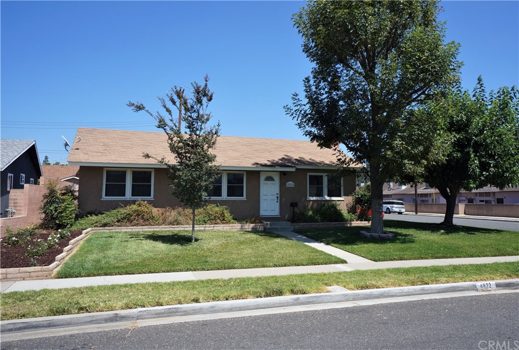 Stop the car! Look at this beautiful home.