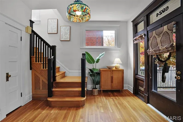 $539,900 | 6924 Amherst Avenue, University City, MO 63130