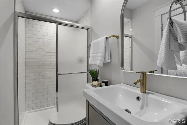 $539,900 | 6924 Amherst Avenue, University City, MO 63130