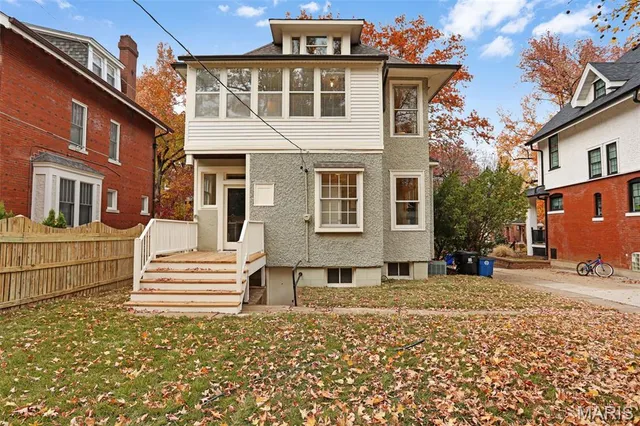 $539,900 | 6924 Amherst Avenue, University City, MO 63130