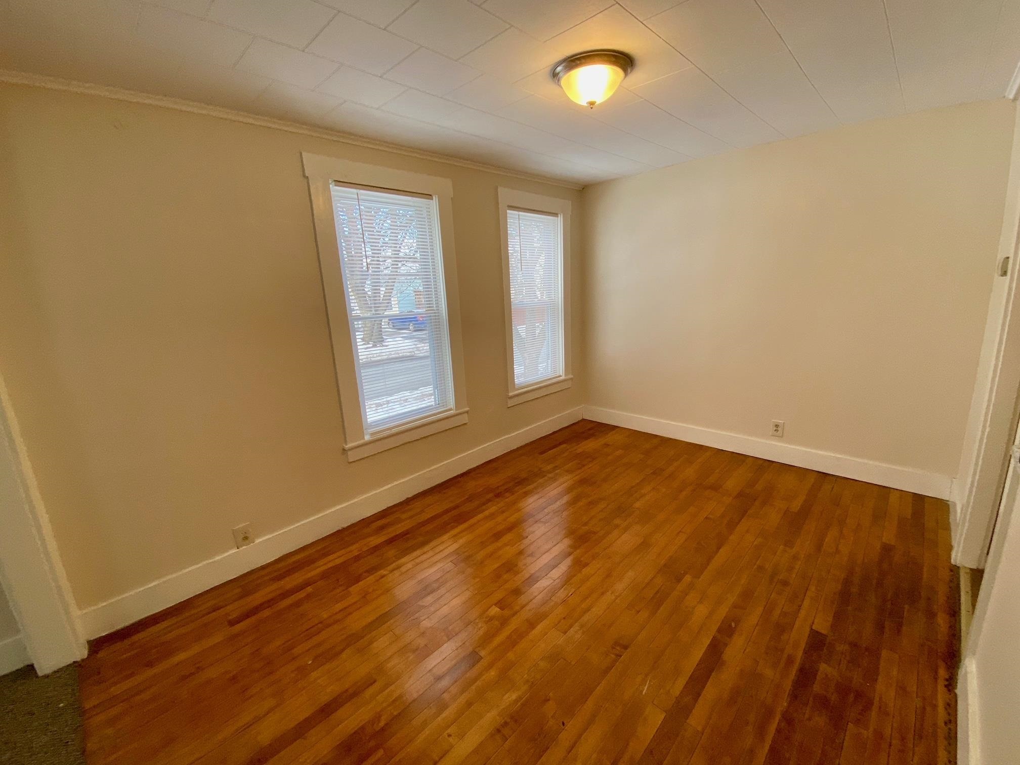 42 Elm Street Rutland, VT 05701 - Photo 14 of 23