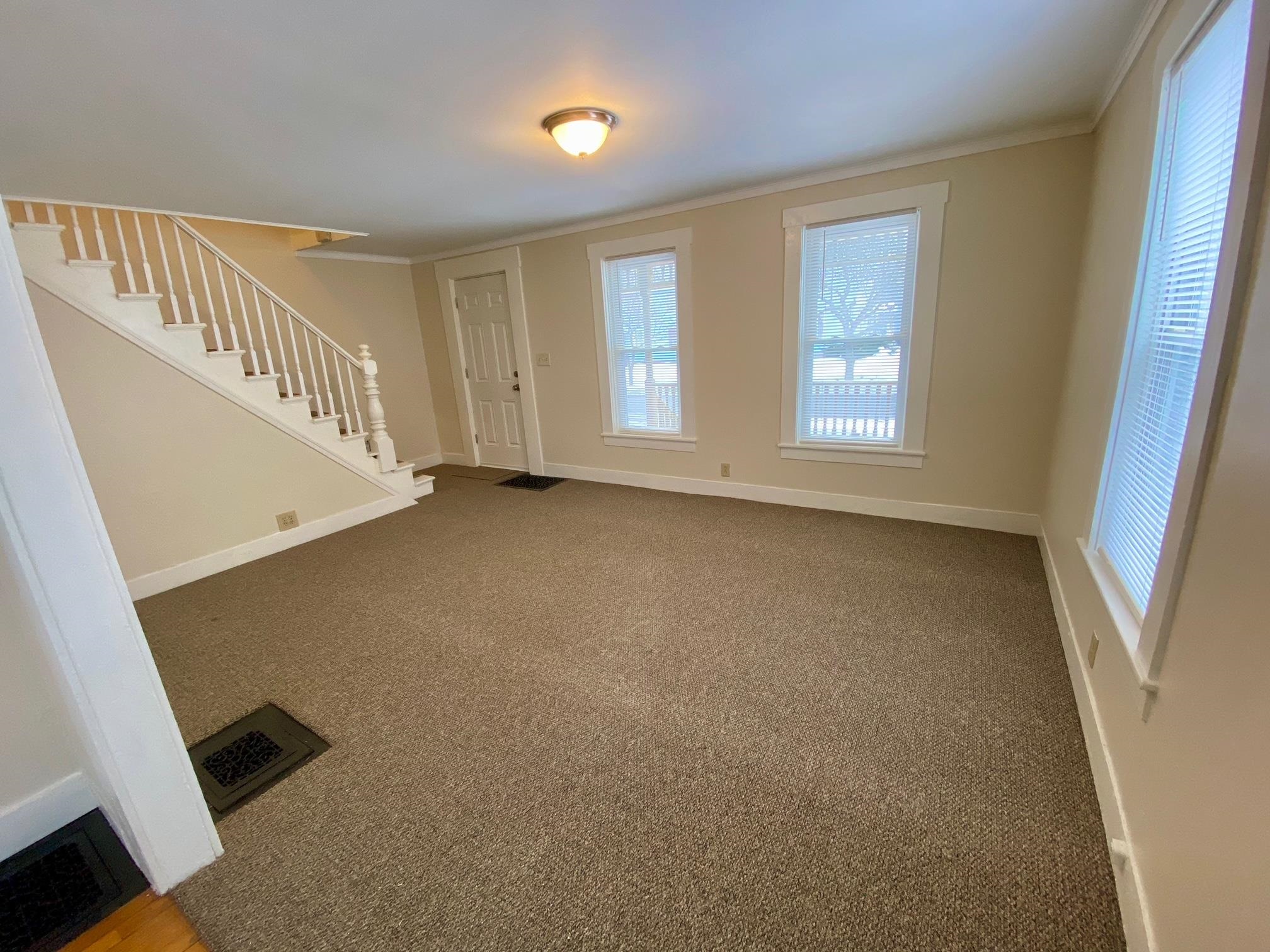 42 Elm Street Rutland, VT 05701 - Photo 18 of 23