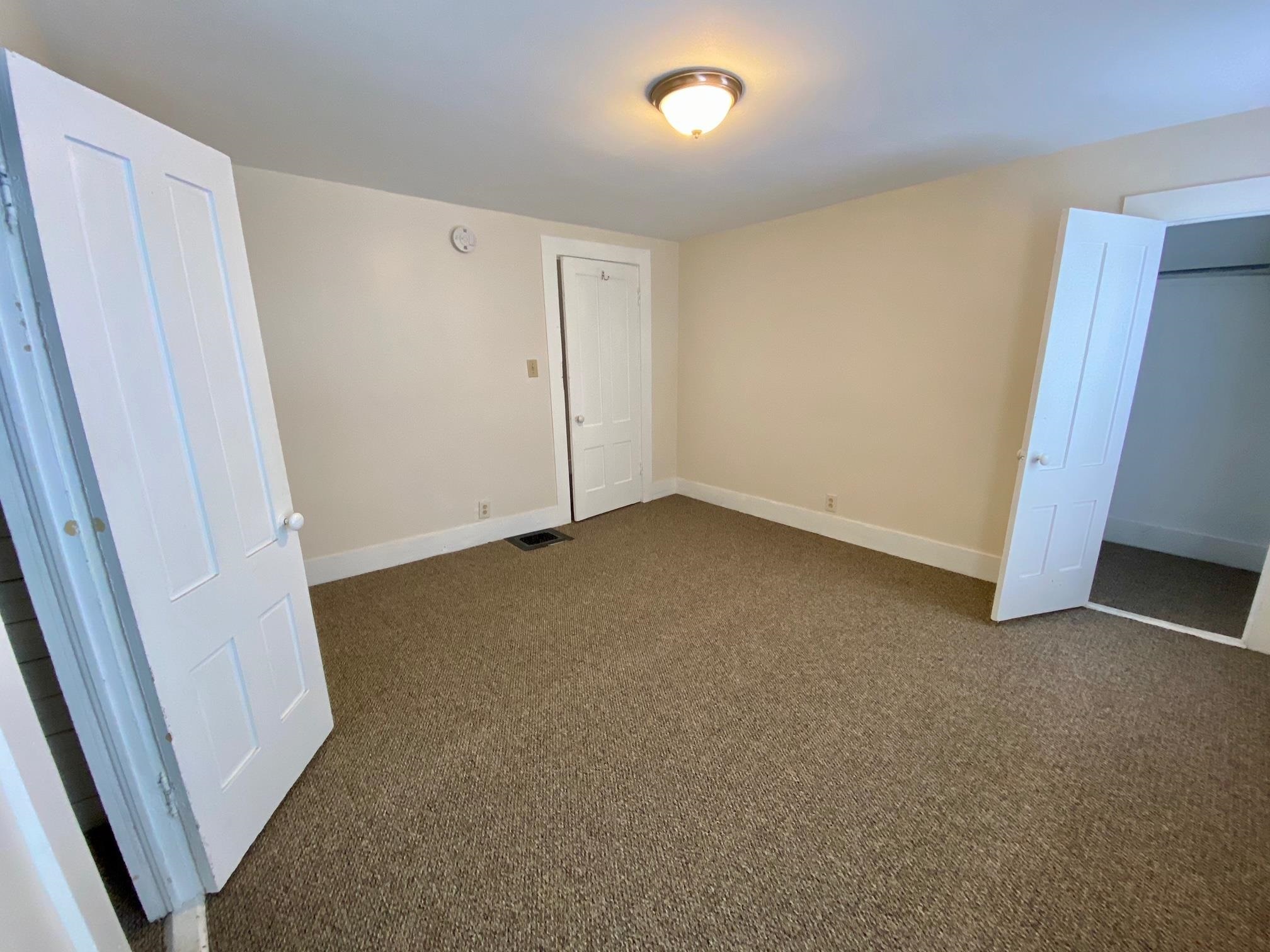 42 Elm Street Rutland, VT 05701 - Photo 19 of 23
