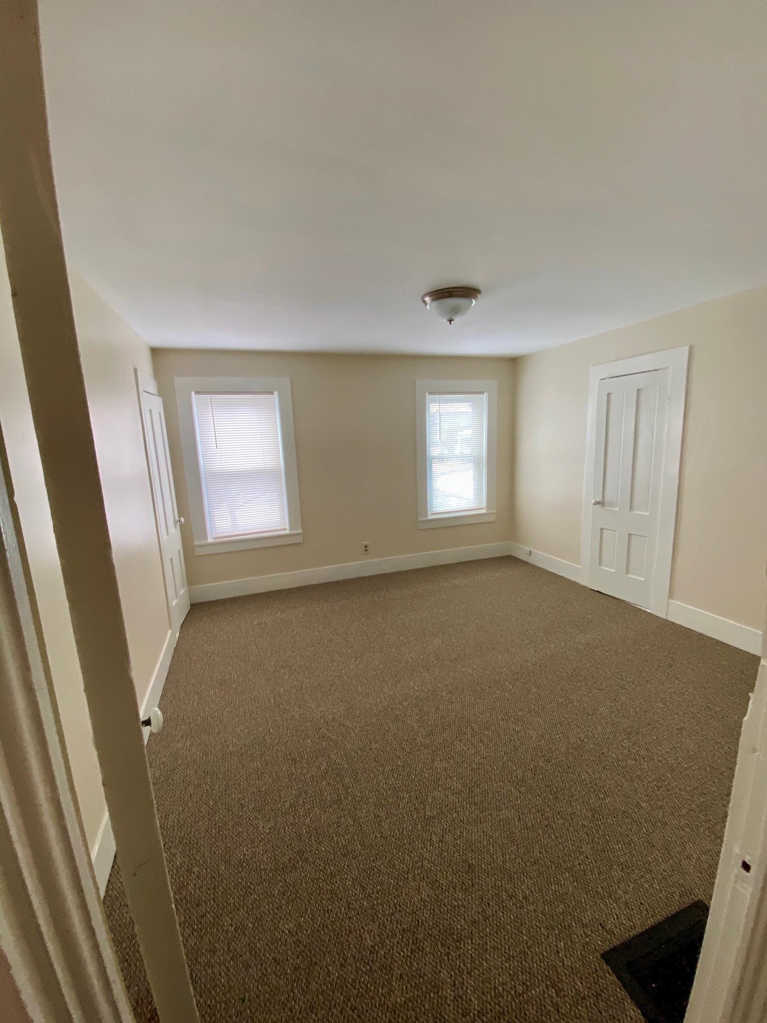 42 Elm Street Rutland, VT 05701 - Photo 20 of 23